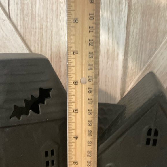 Target Hyde and Eek 2022 Light Up Halloween Haunted Houses - Picture 14 of 15